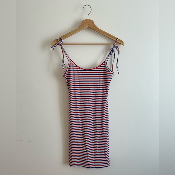 Stripped dress - Picture 2 of 4